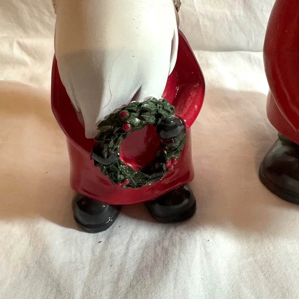 Unbranded Christmas Gnome Figurine Set Red Green Excellent  Holiday Decor Winter